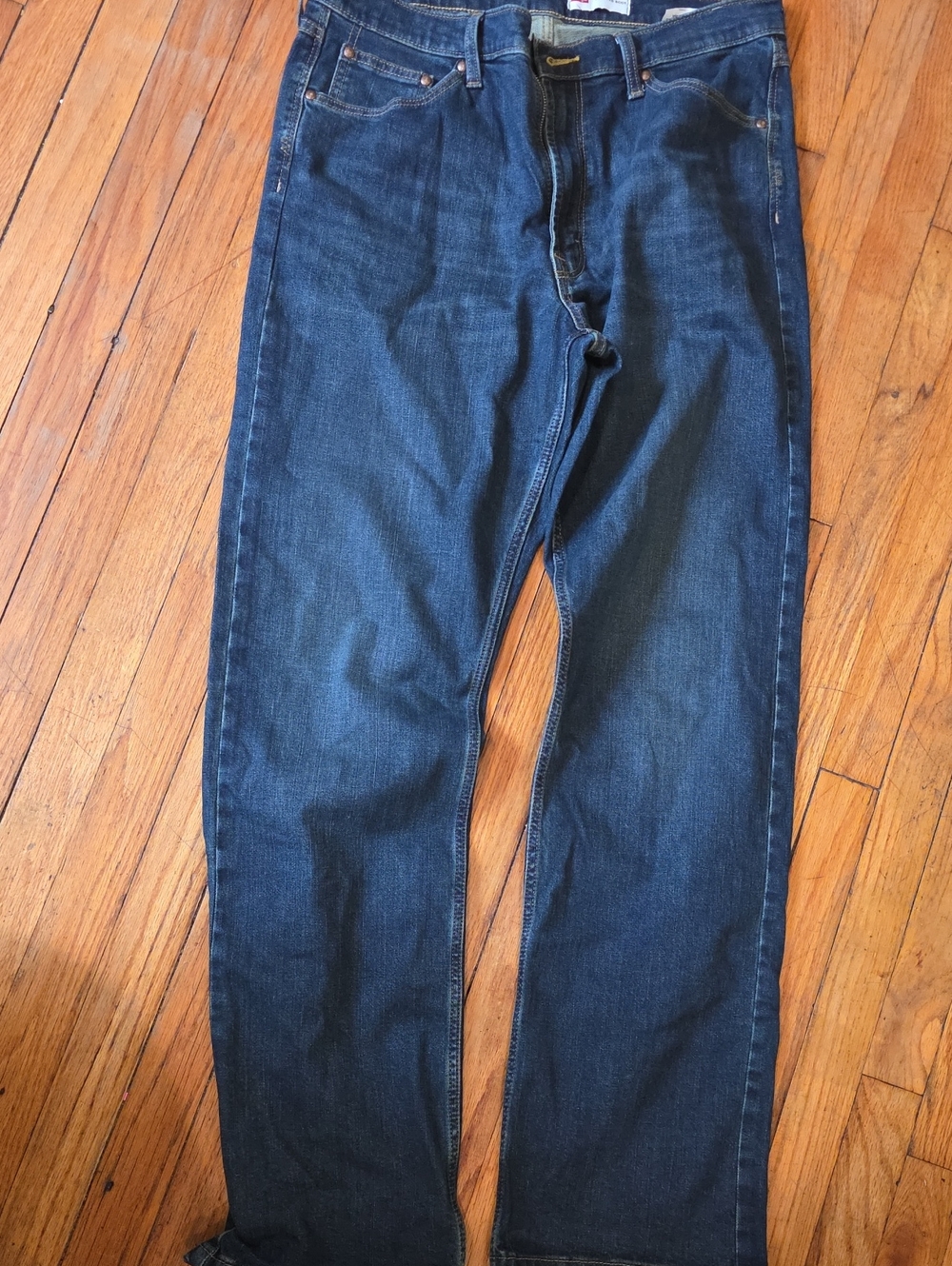 Wrangler Men's Straight-Leg Jeans in Deep Indigo